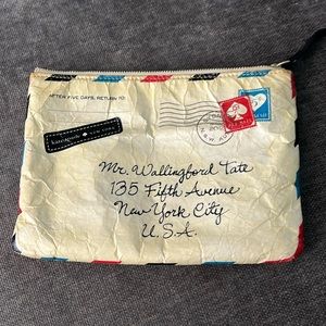 Kate Spade unique zippered pouch